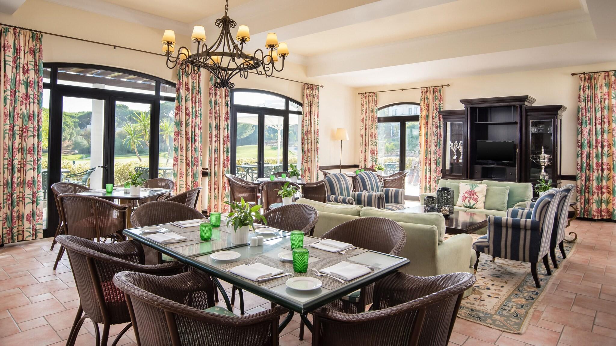 Pine Cliffs Resort 5