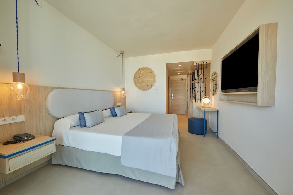 Hotel Victoria Menorca +16 - New Opening 4