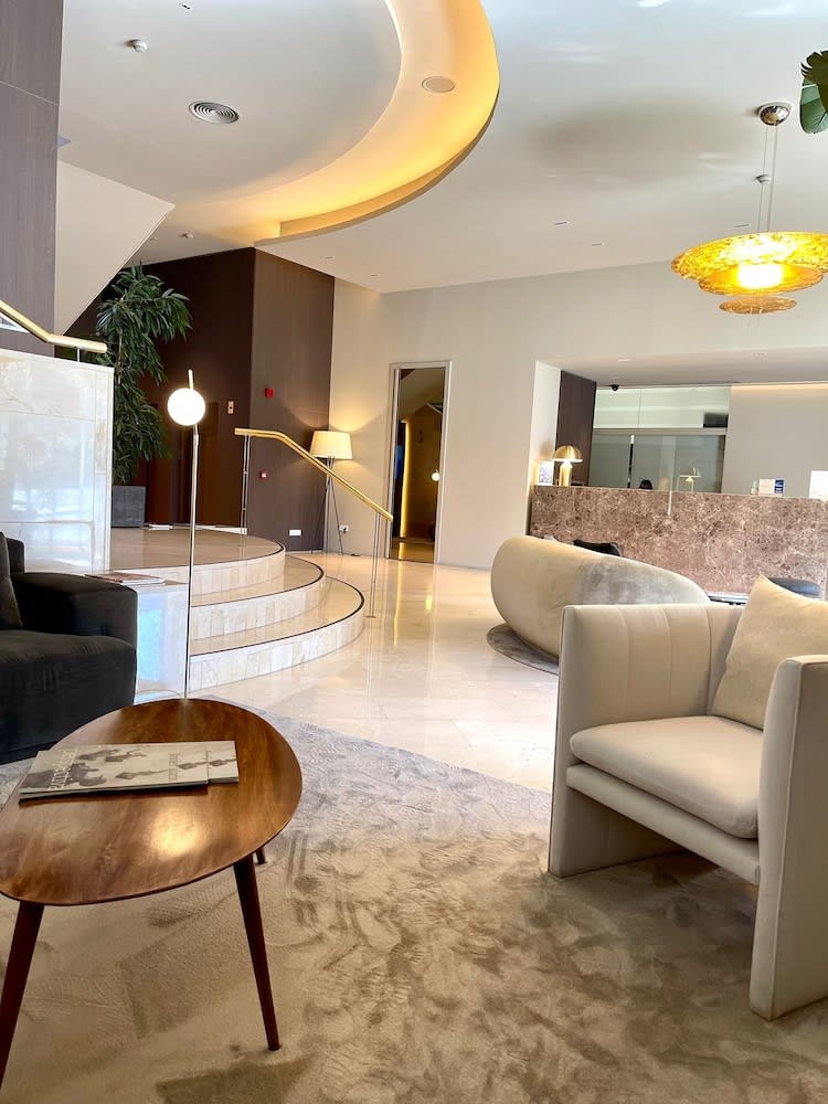 Best Western Premier CMC Girona 4