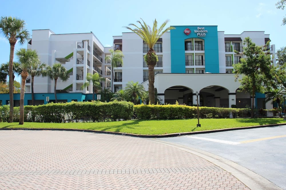 Best Western Plus Deerfield Beach Hotel & Suites 1