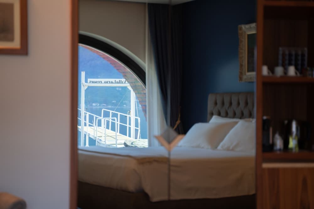 Villa Lario Resort Mandello 5