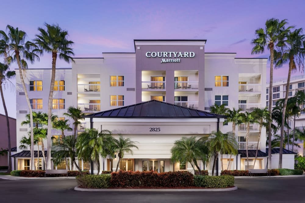Courtyard by Marriott Miami Aventura Mall 1