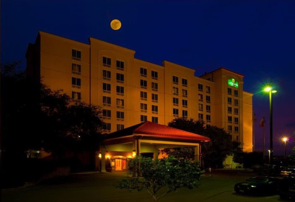La Quinta by Wyndham San Antonio Medical Ctr. NW 1