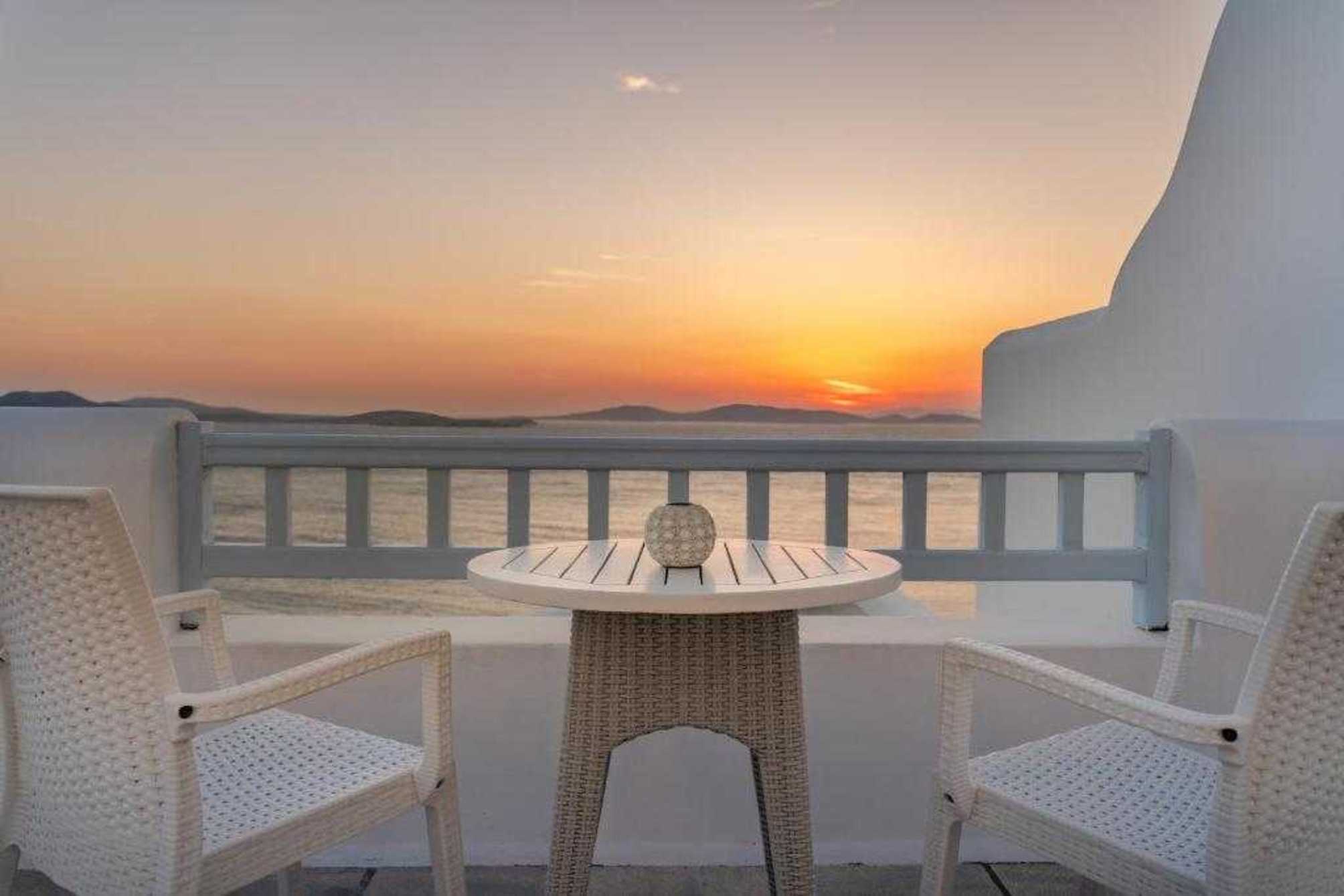 Saint John Hotel Villas & Spa 4