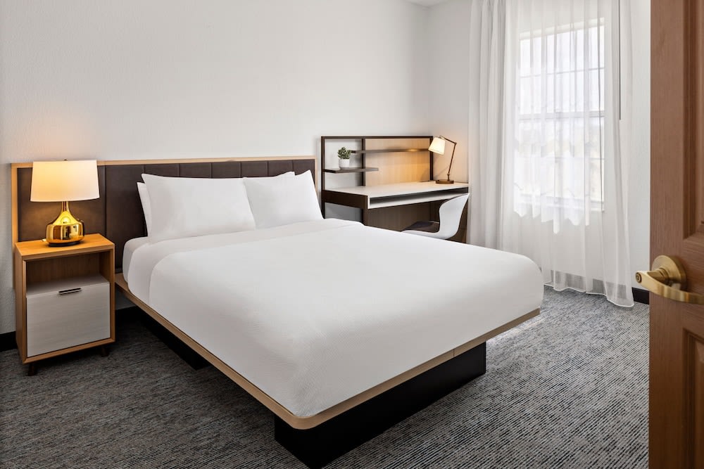 TownePlace Suites Chicago Lombard 4