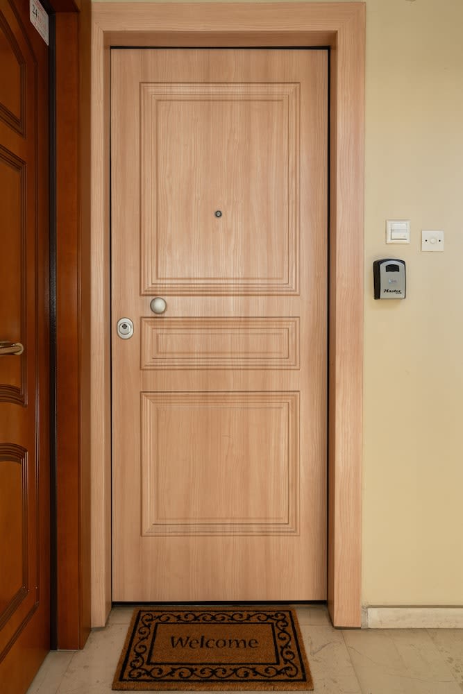 Contemporary apartment made of wood and stone. 2