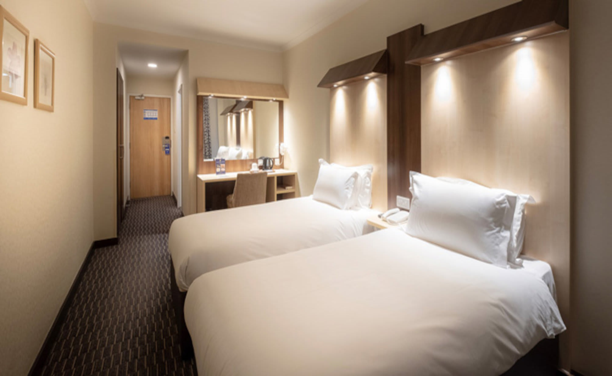 Royal National Hotel 1