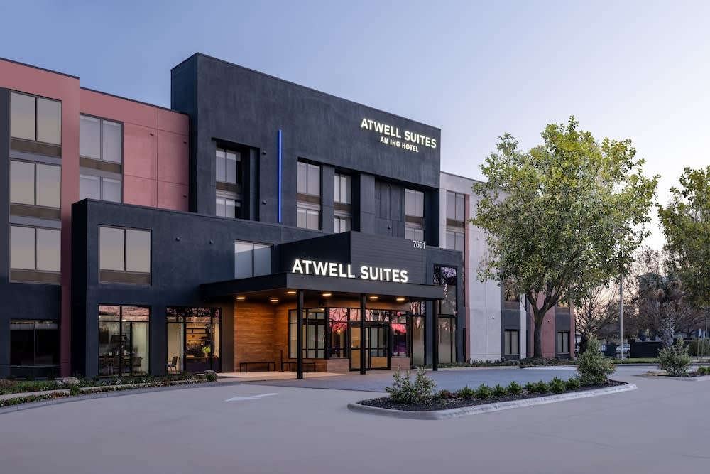 Atwell Suites AUSTIN AIRPORT by IHG 1