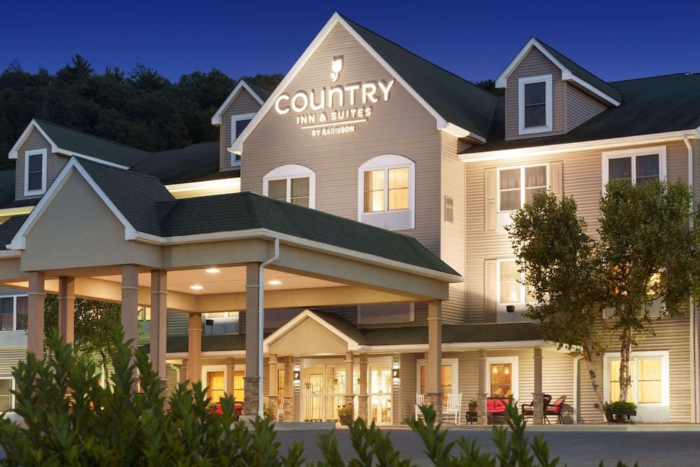 Country Inn & Suites by Radisson, Lehighton-Jim Thorpe, PA 1