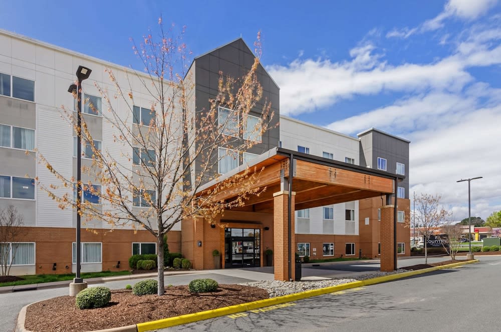 Country Inn & Suites by Radisson, Charlottesville-UVA, VA 1