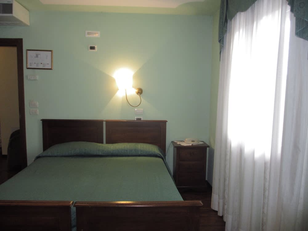 Principato Di Ariis Hotel 3 stelle Room Only 2