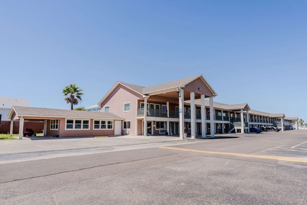 Quality Inn Rockport on Aransas Bay 1