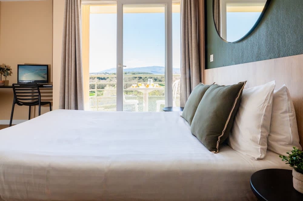 Nemea Appart Hotel Green Side Biot Sophia Antipolis 4