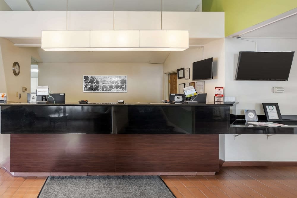 Sleep Inn Sea Tac Airport 2