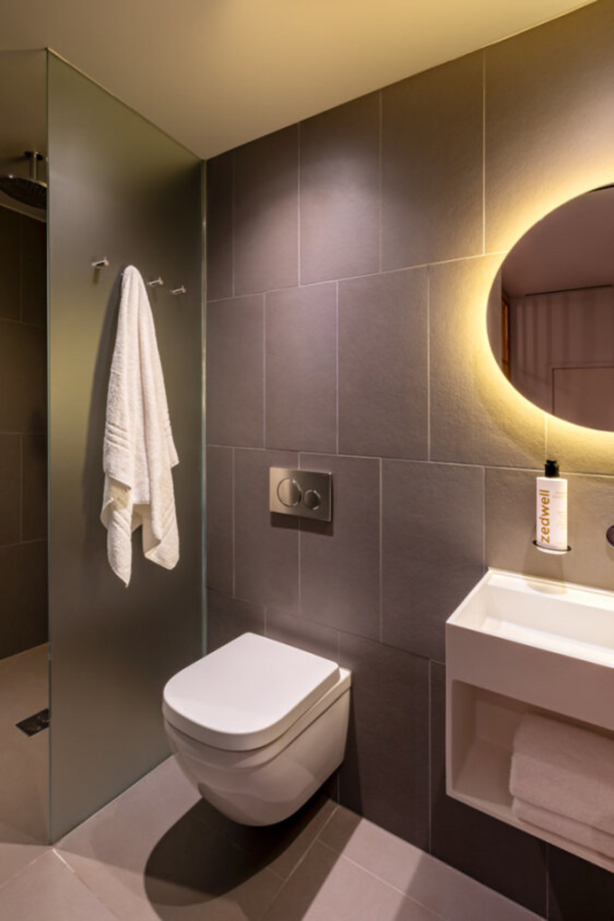 Zedwell Piccadilly Circus 3