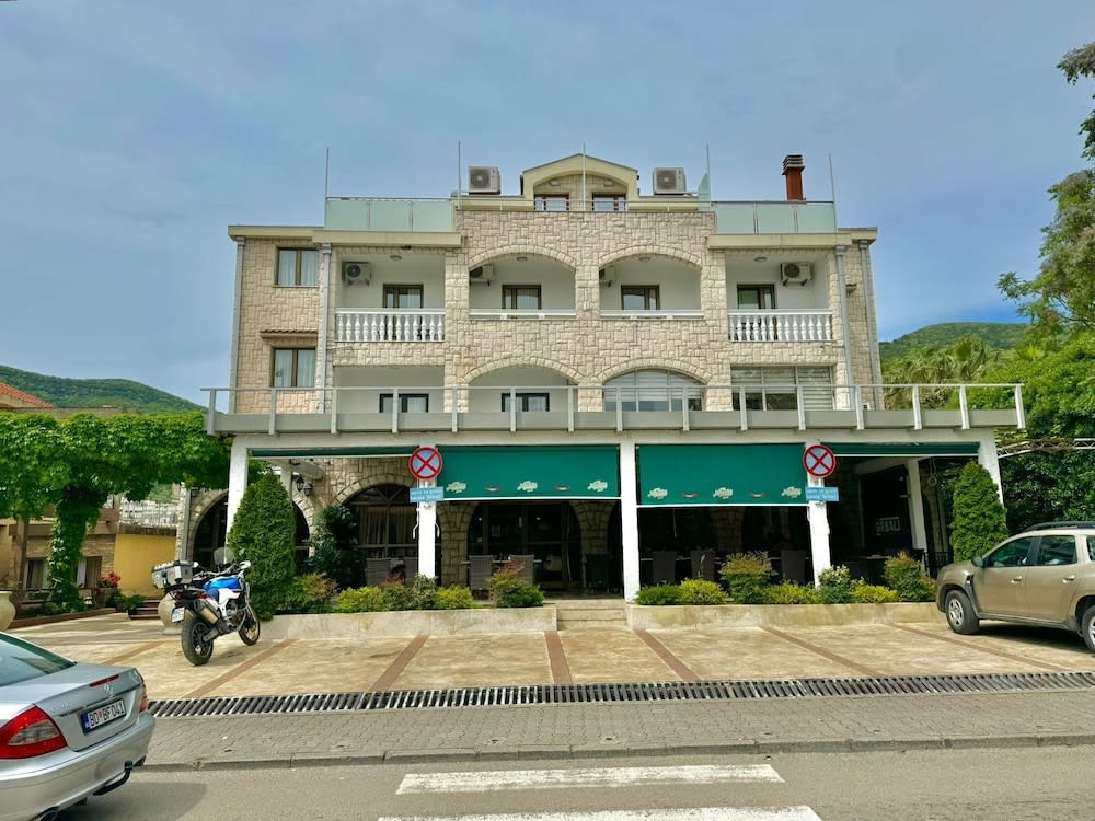 Hotel Grbalj 1