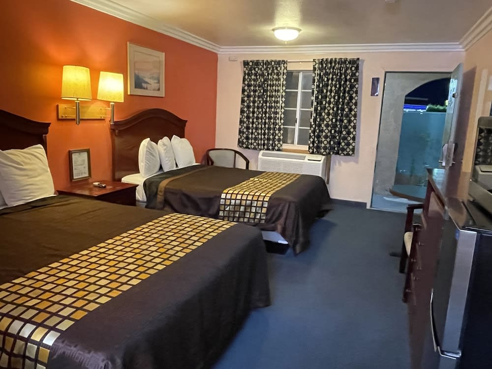 Aerospace Inn 1