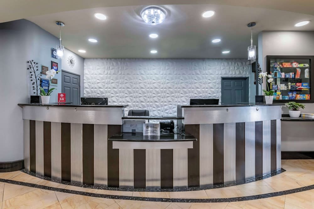 Best Western Plus Bradenton Gateway Hotel 4