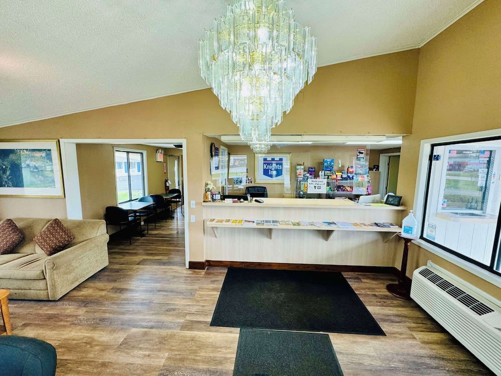 Knights Inn Bridgeport Frankenmuth 3