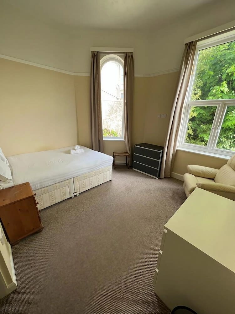 Crofton House Hotel 2