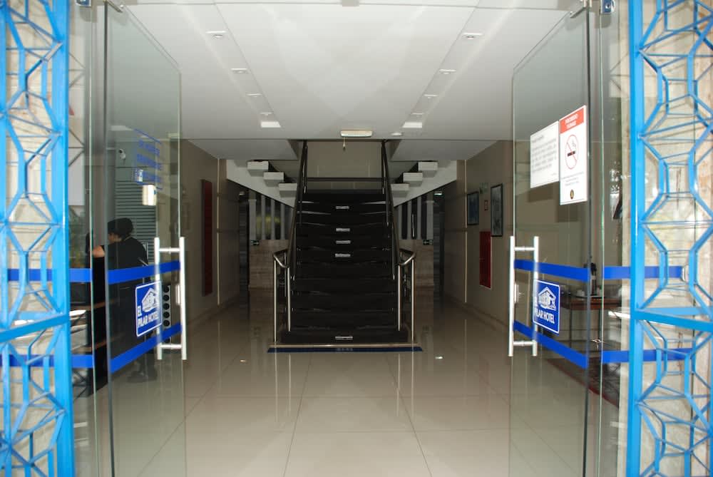 Hotel El Pilar by Bsb Inn 2