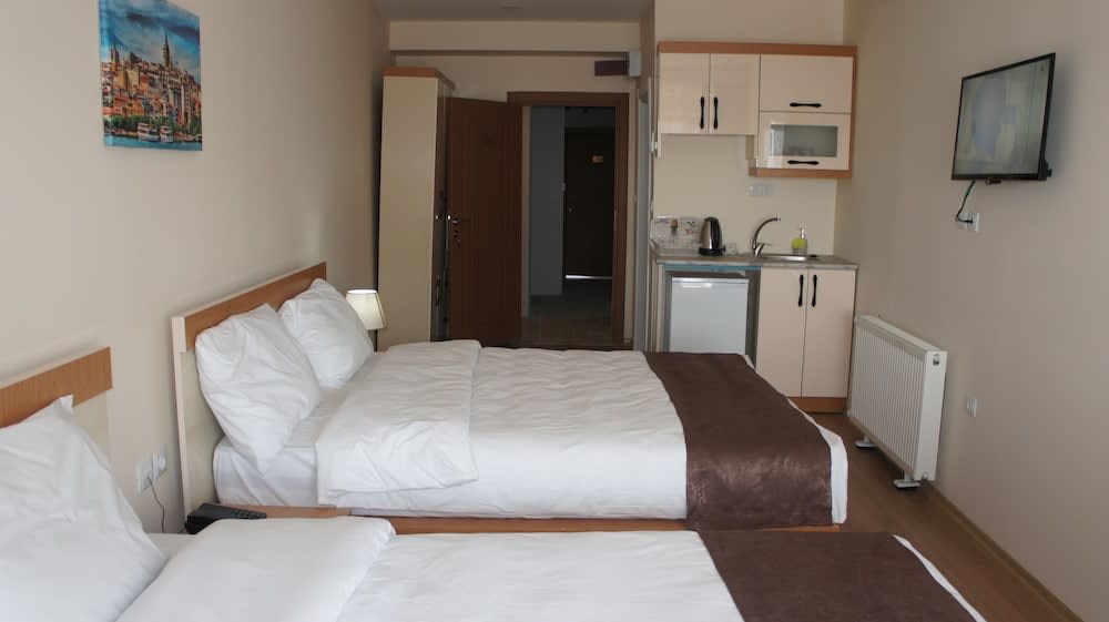 Newaz Hotel 1