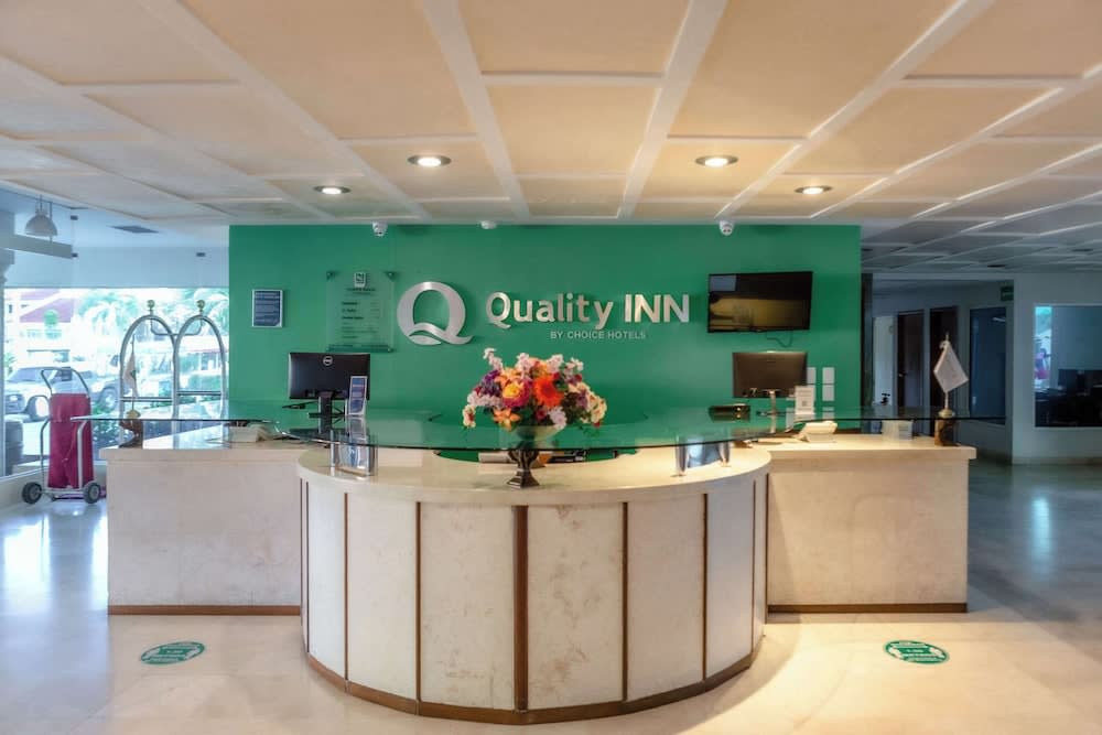 Quality Inn Mazatlan 2