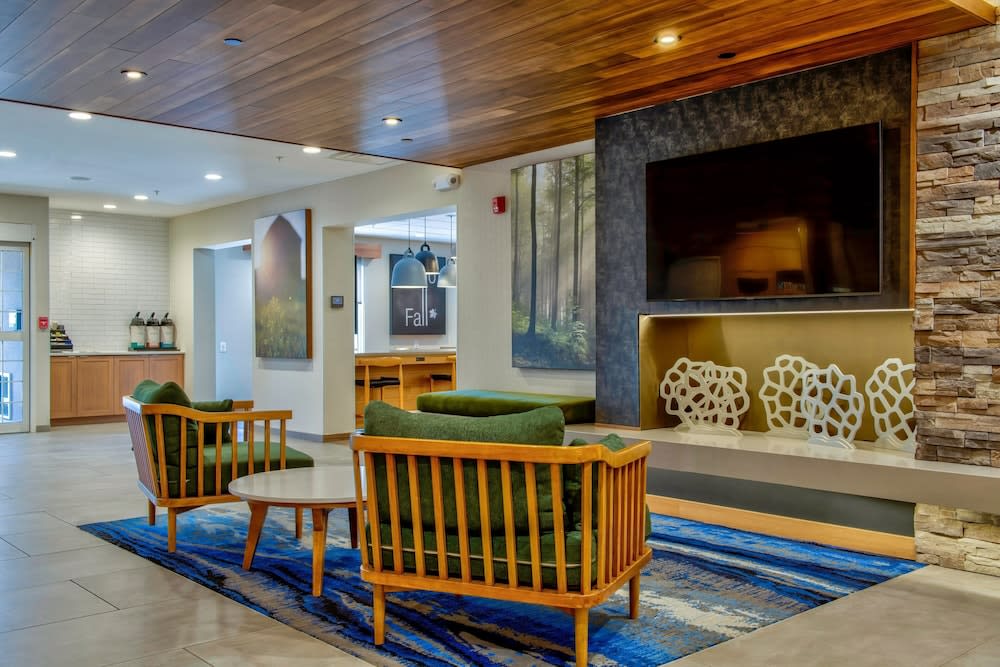 Fairfield Inn & Suites by Marriott Cortland 2