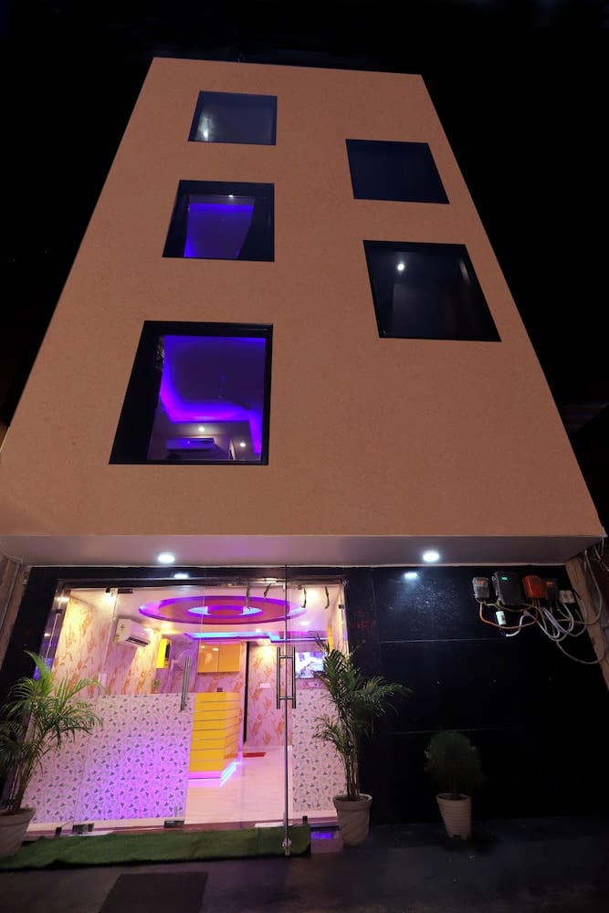 Jupiter Plaza 1