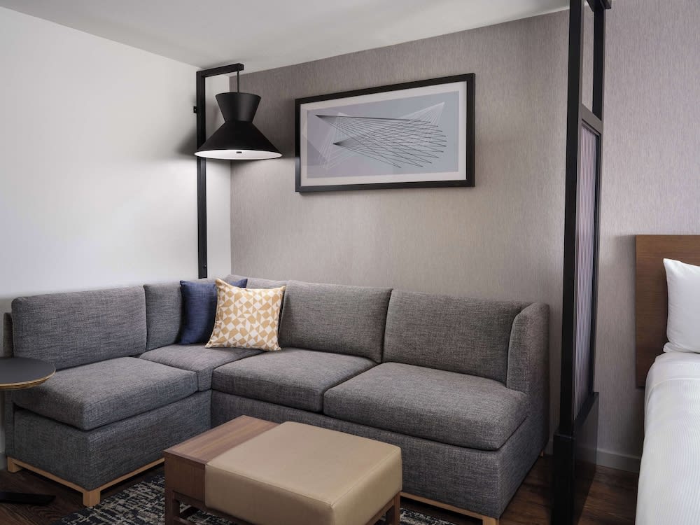 Hyatt Place Omaha/Downtown-Old Market 5