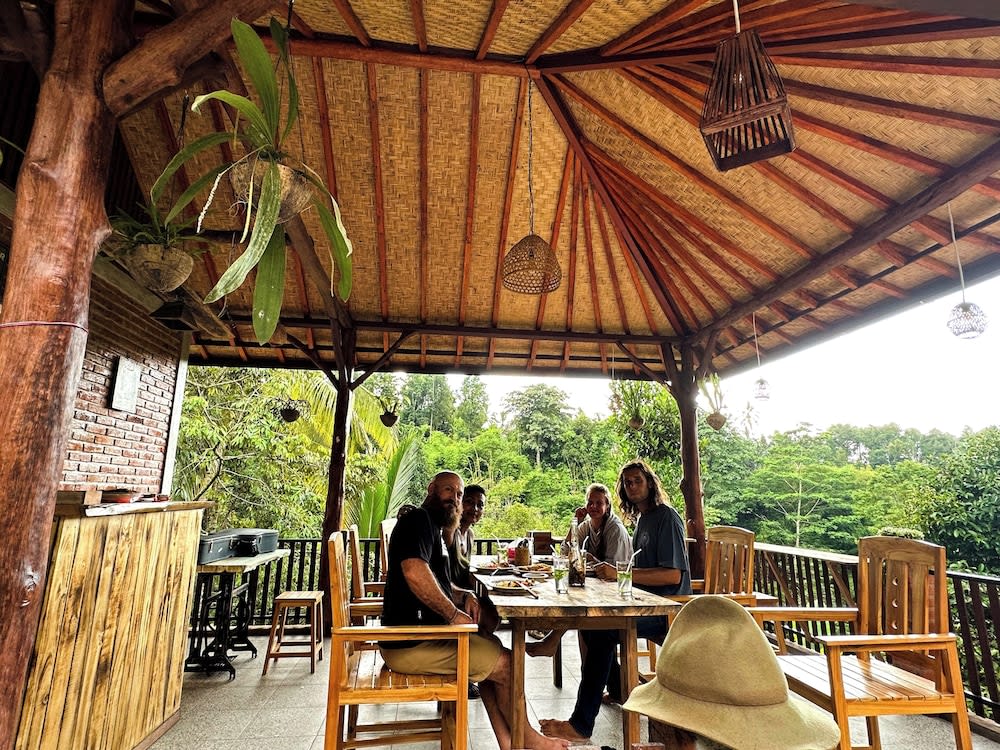 Artomoro Bali 1