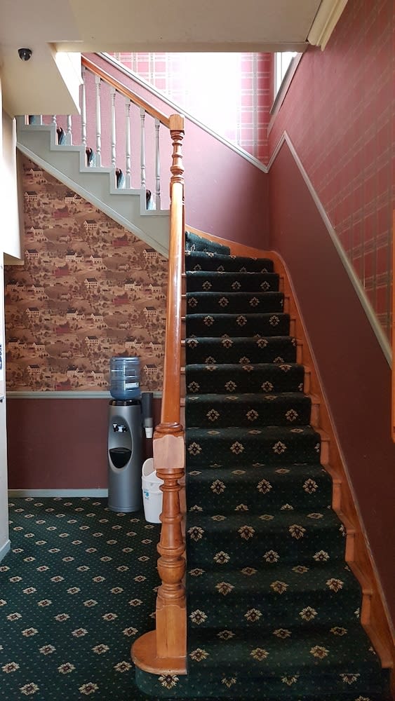 Halswell Lodge 2