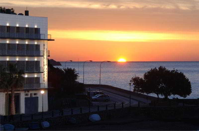 ON ALETA ROOM designed for adults 1