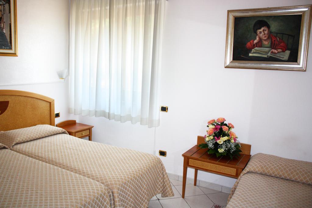 Hotel Savoia Sorrento 1