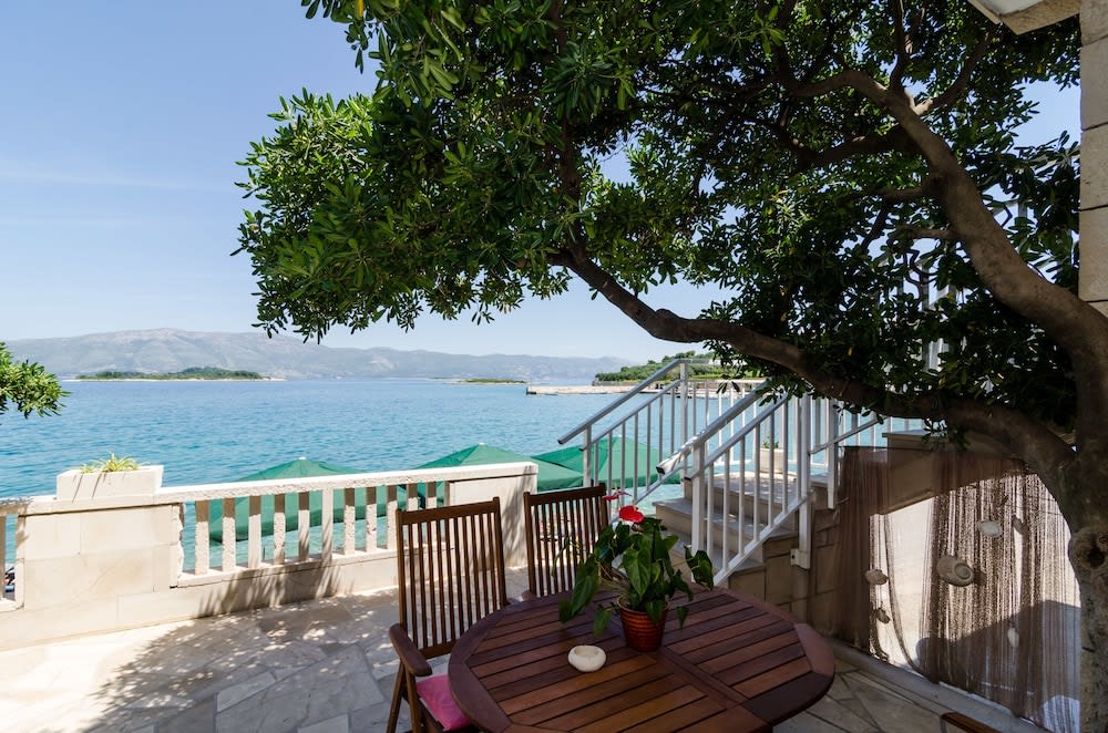 Apartments Nikolina 3