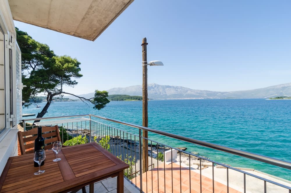 Apartments Nikolina 4