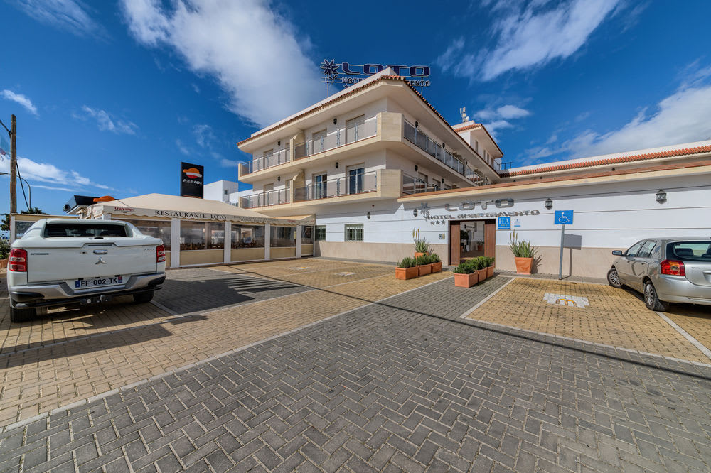 Hotel Apartamentos Loto Conil 1