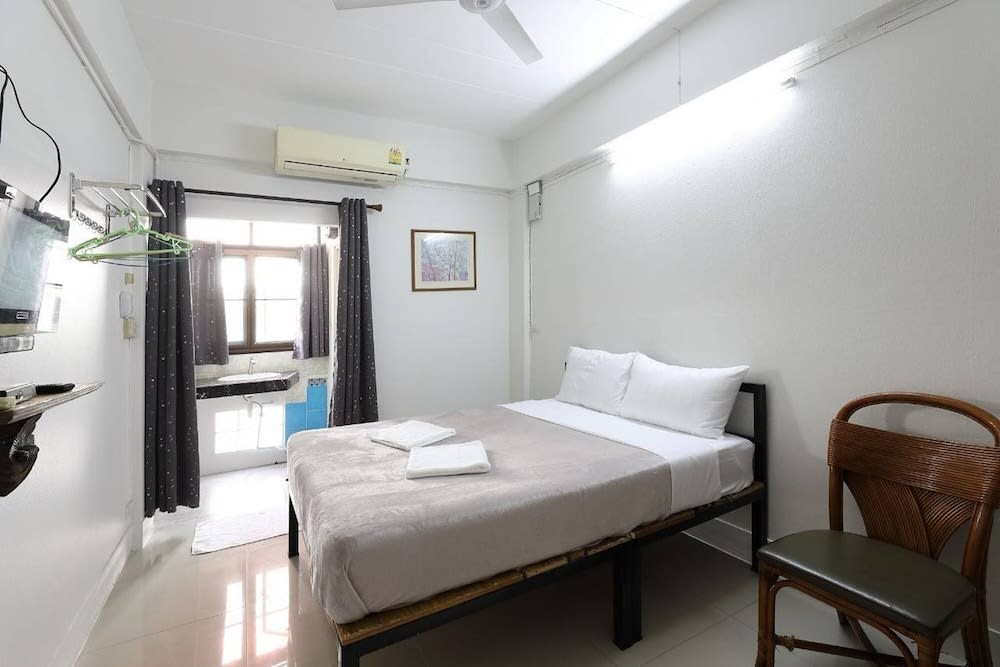 Centre Place Hotel Chiang Mai 4