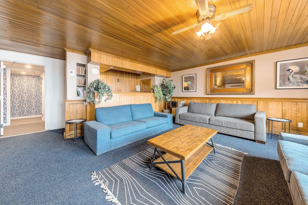 North House - Hôtel Automatisé Manoir des Remparts 3