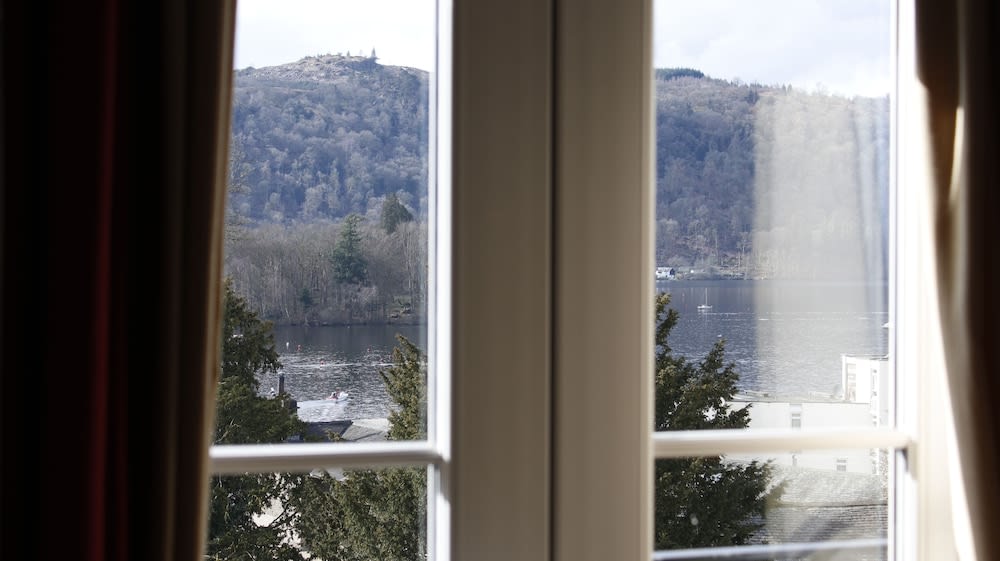 Bowness Bay Suites 1