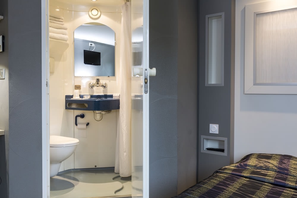 inital by balladins Lyon Chanas 5