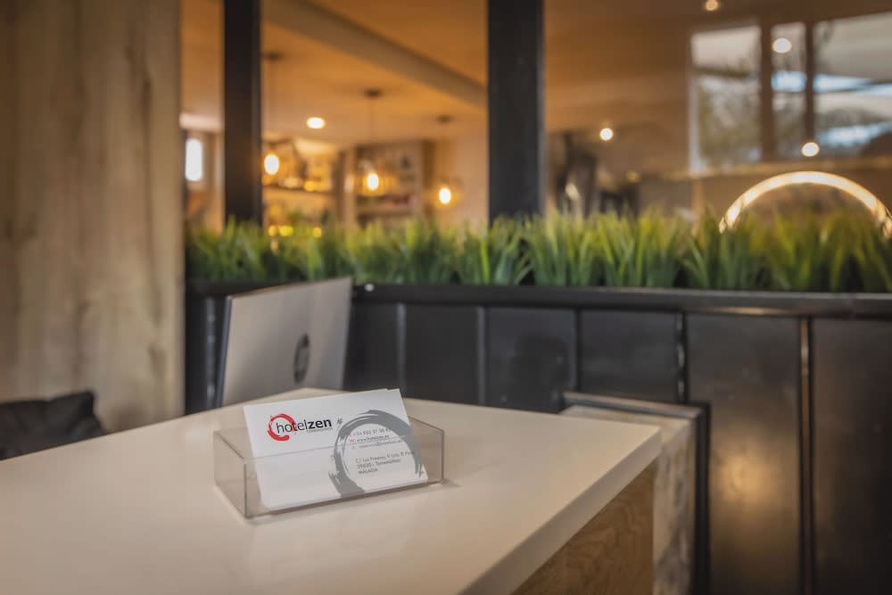 Hotel Zen Airport 2