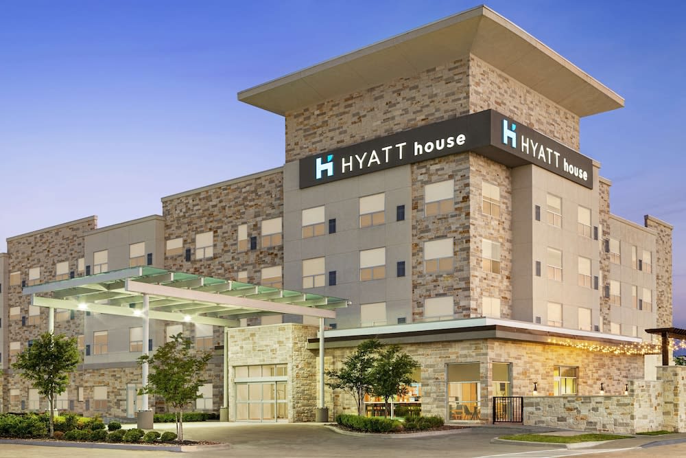 Hyatt House Bryan/College Station 1