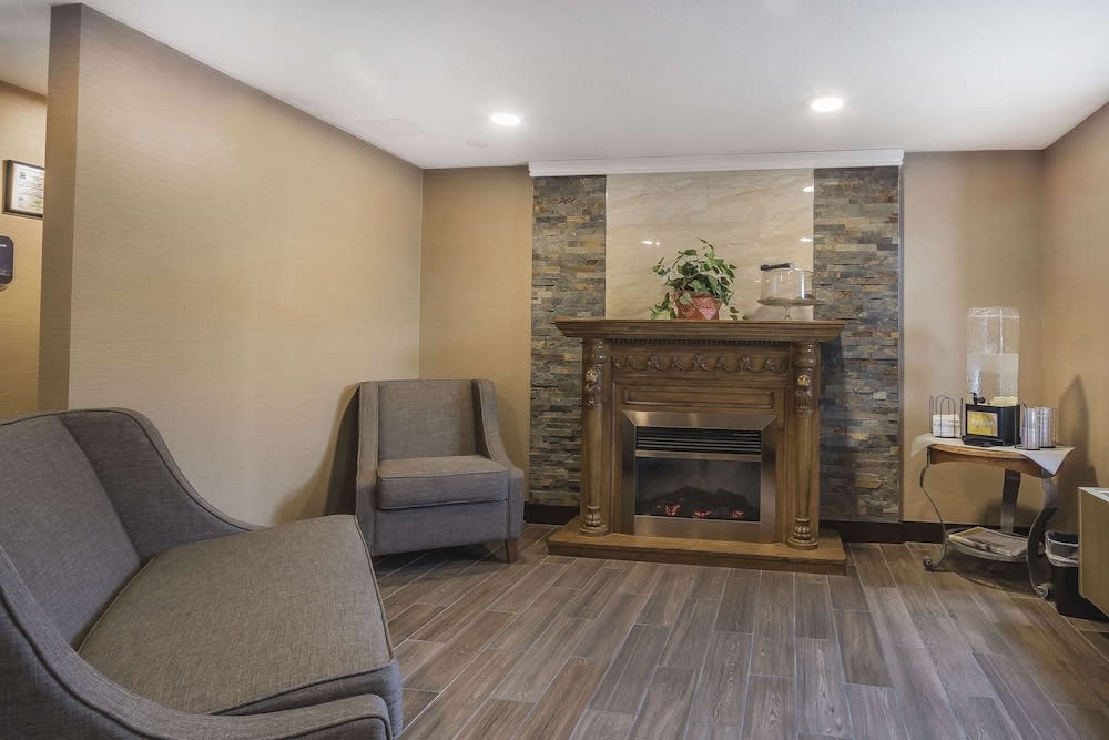 Comfort Inn 2