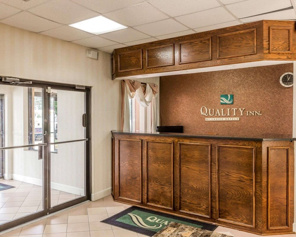 Quality Inn Pell City I-20 exit 158 2