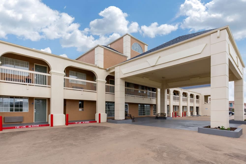 Quality Inn Clute Freeport 1