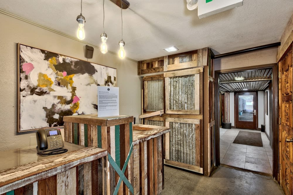 Inn At South Lake Tahoe 2