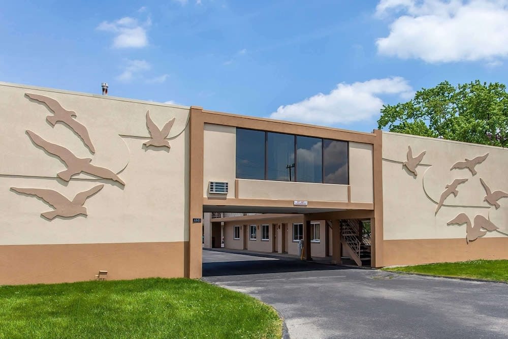 Rodeway Inn Sandusky North 1