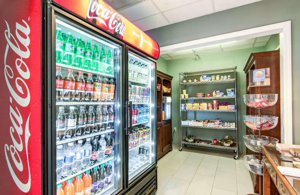 Comfort Inn & Suites Athens North 4