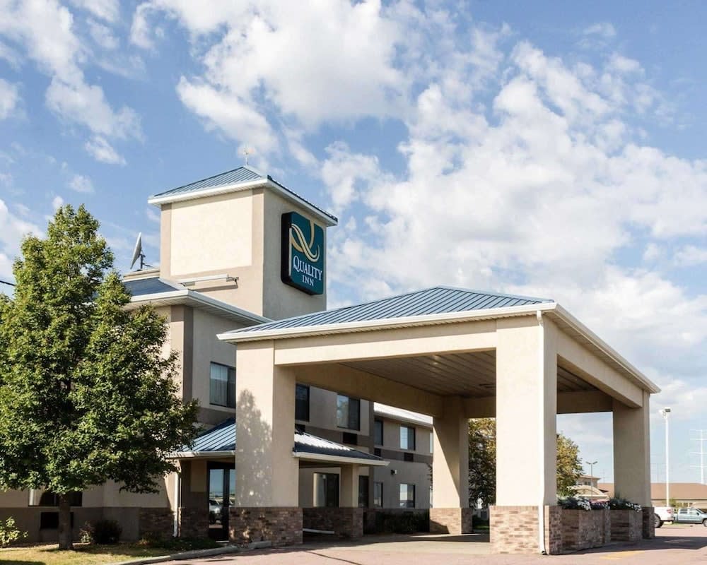 Quality Inn Brandon - Sioux Falls 1